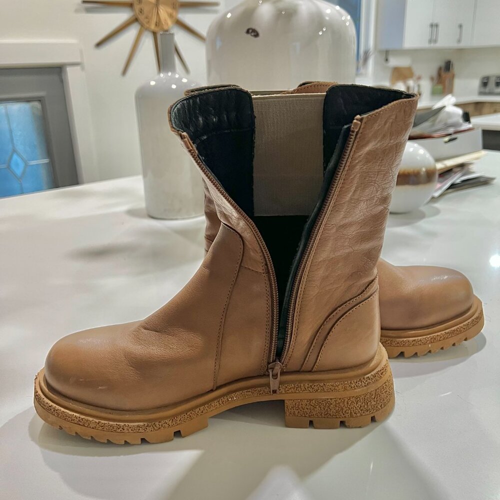 Bueno Jennyfer Cognac Boot - Picture 9 of 10